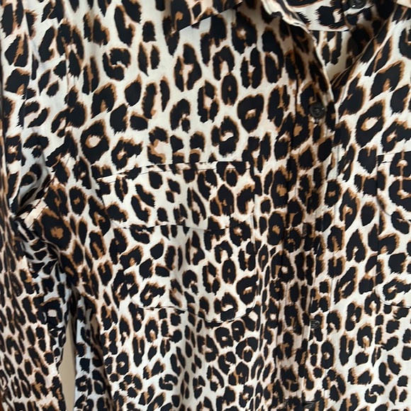 Equipment Slim Signature Ling Sleeve Size Medium - Picture 5 of 6